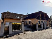 Pronájem bytu 3+1, Valy, Na Stráni, 120 m2