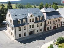 Prodej bytu 2+kk, Horní Blatná, náměstí Sv. Vavřince, 69 m2