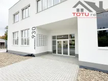 Pronájem obchodního prostoru, Jaroměř, Jezbinská, 404 m2