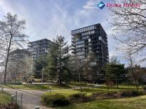 Prodej bytu 1+kk, Praha - Žižkov, Ke kapslovně, 54 m2