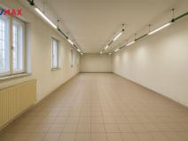 Pronájem obchodního prostoru, Napajedla, Palackého, 79 m2