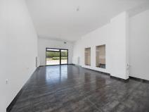 Prodej obchodního prostoru, Říčany, Černokostelecká, 73 m2