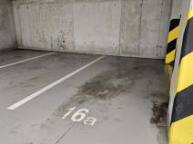 Pronájem garážového stání, Olomouc - Řepčín, Edvarda Beneše, 14 m2