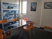 Pronájem kanceláře, Olomouc, Šlechtitelů, 307 m2