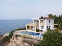 Prodej vily, Esentepe, Kypr, 200 m2