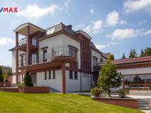 Prodej rodinného domu, Jenišov - Pod Rohem, K Rohu, 435 m2