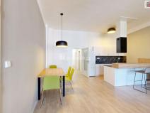 Pronájem bytu 2+kk, Opava - Město, Dolní náměstí, 95 m2