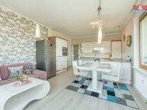 Prodej bytu 4+kk, Průhonice, Školní, 95 m2