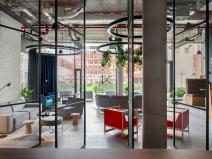 Pronájem kanceláře, Praha, Pernerova, 300 m2