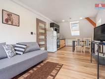 Pronájem atypického bytu, Hoštice, 60 m2