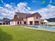 Prodej rodinného domu, Lužice, 190 m2