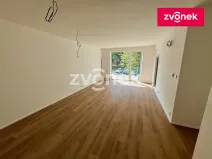 Pronájem kanceláře, Zlín, Nad Stráněmi, 72 m2