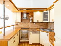 Pronájem bytu 2+1, Praha - Vinohrady, Slavíkova, 77 m2