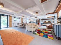 Prodej komerční nemovitosti, Úhlejov, 182 m2