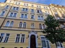 Pronájem kanceláře, Praha, Čermákova, 170 m2