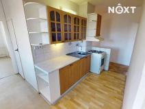 Prodej bytu 3+1, Říčany, Komenského náměstí, 62 m2