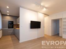 Pronájem bytu 2+kk, Vrchlabí, Slovanská, 57 m2