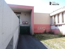 Pronájem garážového stání, Kladno - Kročehlavy, Americká, 18 m2