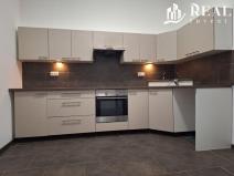 Pronájem bytu 2+1, Meziboří, nám. 8. května, 50 m2