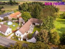 Prodej rodinného domu, Sviny, 234 m2