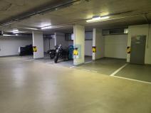 Prodej garážového stání, Praha, Poděbradská, 37 m2