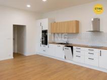 Pronájem bytu 2+kk, Ostrava, Poštulkova, 63 m2