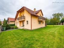 Pronájem kanceláře, Průhonice, Pod Valem II., 400 m2