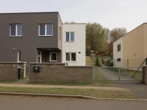 Prodej rodinného domu, Zlín, Karmínová, 122 m2