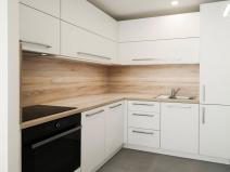 Pronájem bytu 2+kk, Praha - Černý Most, Vašátkova, 45 m2