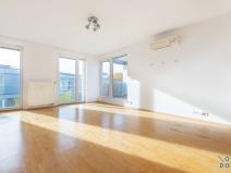 Pronájem bytu 2+kk, Praha, Zubrnická, 56 m2