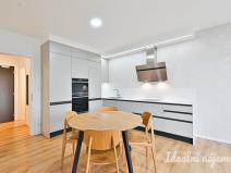 Pronájem bytu 2+kk, Brno, Střední, 55 m2