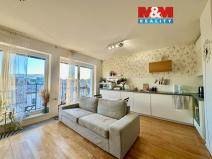 Pronájem bytu 2+kk, Praha - Libeň, náměstí Dr. Václava Holého, 47 m2