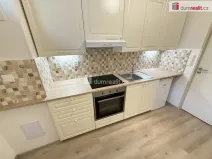 Pronájem bytu 1+1, Praha - Smíchov, Drtinova, 27 m2