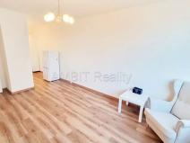 Pronájem bytu 2+kk, Praha - Černý Most, Vašátkova, 42 m2