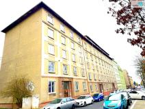Pronájem bytu 3+1, Karlovy Vary - Rybáře, Majakovského, 79 m2
