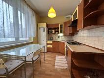 Prodej bytu 2+1, Třinec, Slezská, 55 m2