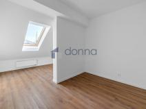 Pronájem bytu 1+1, Praha, Na mokřině, 40 m2