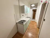 Pronájem bytu 1+1, Praha - Nusle, Nuselská, 36 m2