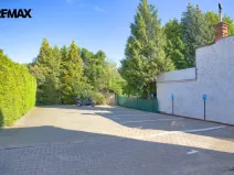 Pronájem garážového stání, Zlín, Santražiny, 12 m2