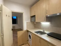 Pronájem bytu 1+kk, Brno - Královo Pole, Herčíkova, 30 m2