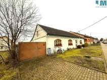 Prodej rodinného domu, Hevlín, 250 m2