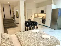 Pronájem bytu 1+kk, Praha, Plzeňská, 52 m2