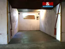 Pronájem garáže, Plzeň - Jižní Předměstí, Brožíkova, 15 m2