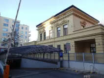 Pronájem garážového stání, Praha - Vinohrady, U Zvonařky, 15 m2
