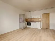 Pronájem bytu 2+kk, Jindřichův Hradec, nám. Míru, 39 m2