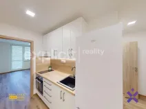 Pronájem bytu 1+1, Otrokovice - Kvítkovice, J. Valčíka, 29 m2