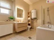 Prodej rodinného domu, Kravaře, náměstí, 200 m2