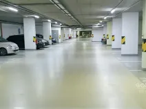 Pronájem garážového stání, Praha - Vysočany, Poděbradská, 12 m2