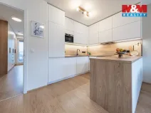 Prodej bytu 3+kk, Praha - Hrdlořezy, Mezilehlá, 70 m2