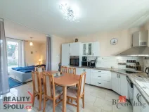 Prodej rodinného domu, Jimlín, 196 m2